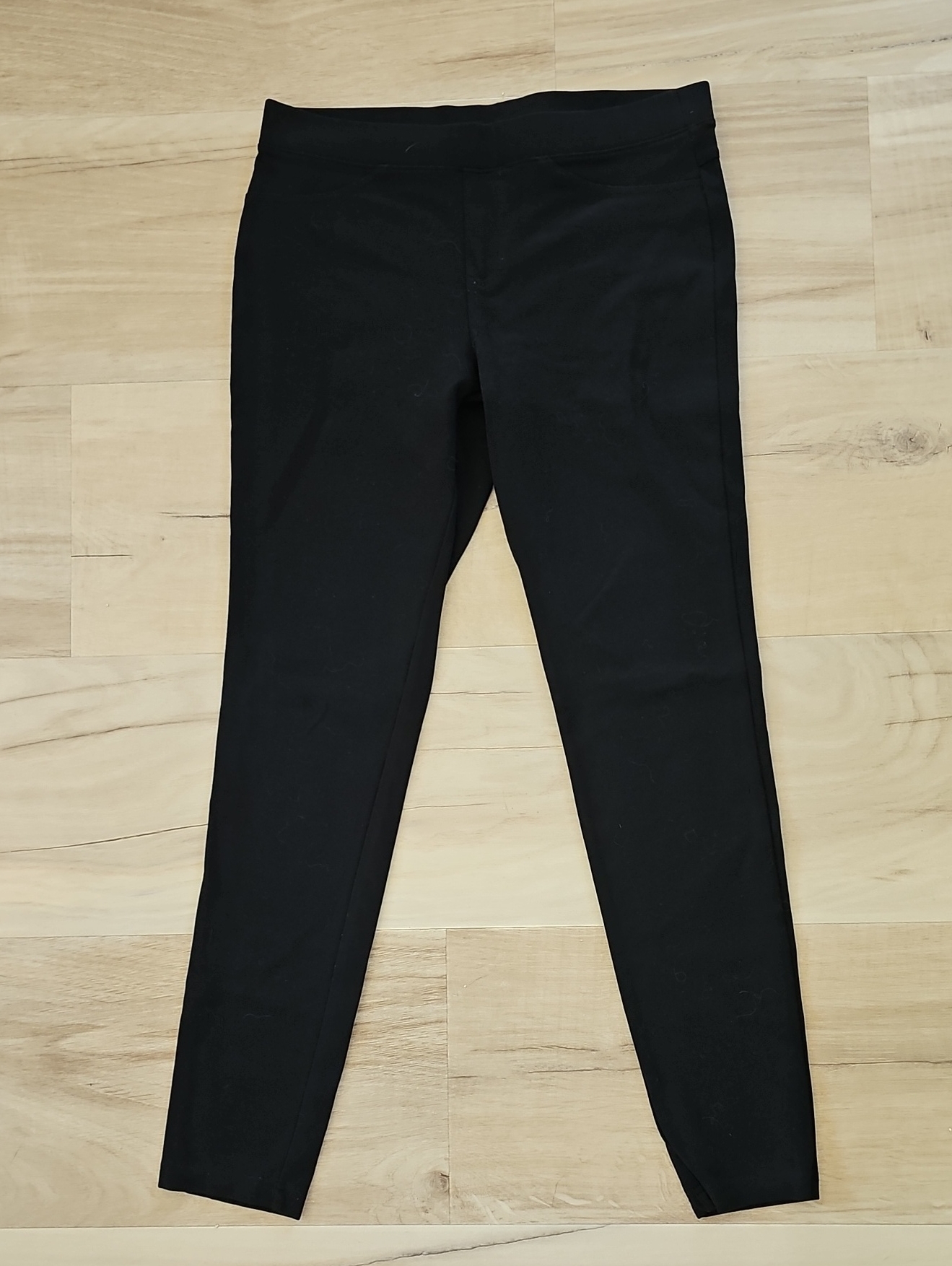 Hue Brand Dressy Black Leggings With Pockets Sz M
